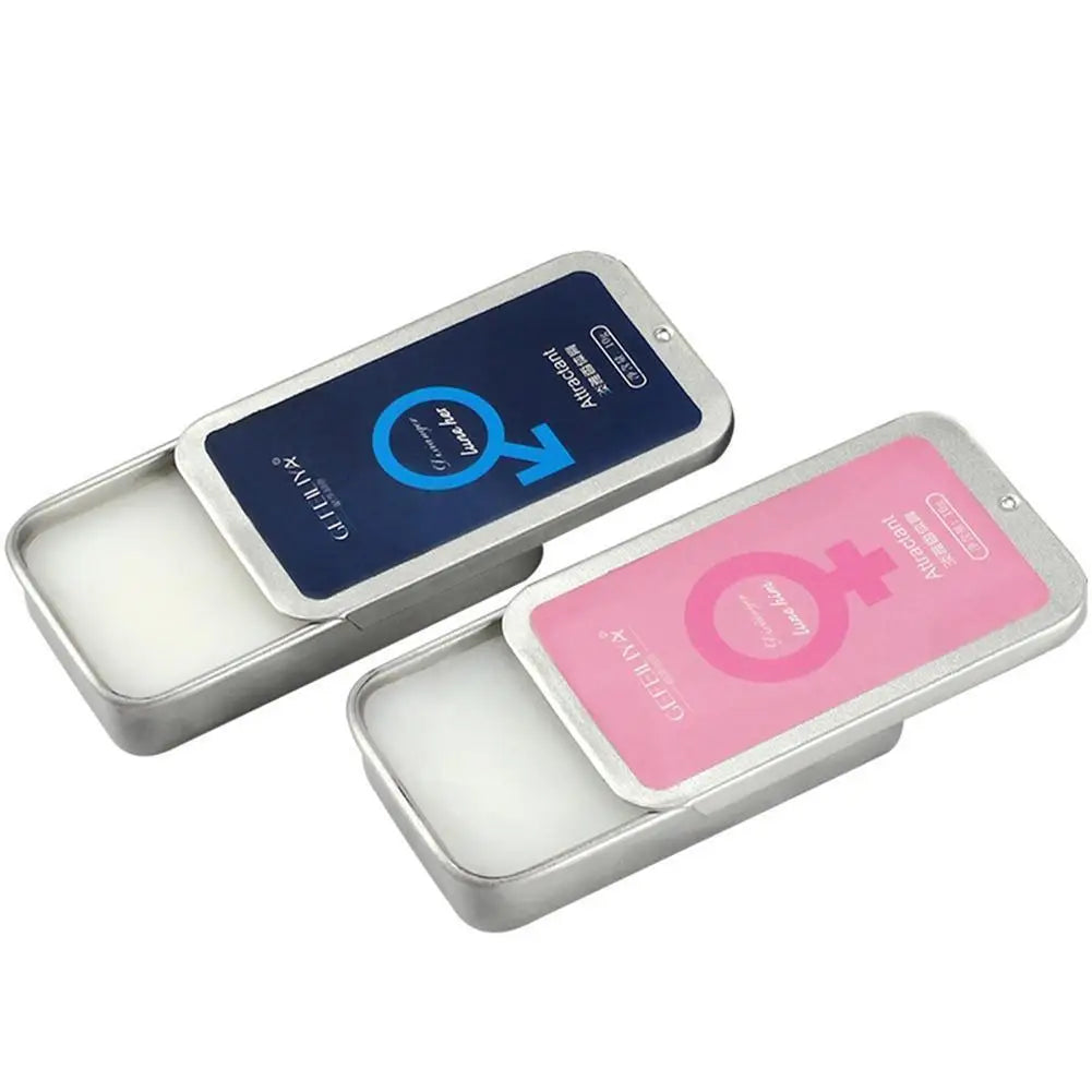 Description: A compact solid perfume with a fresh floral scent. Easy to carry in your pocket or bag, long-lasting fragrance for both men and women.

Price: €14.99